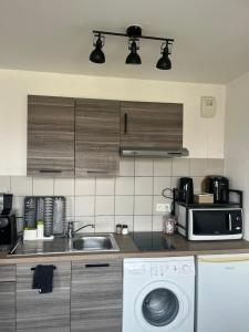 Cozy studio near tram - center