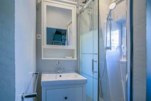 Ternes 1 Bedroom