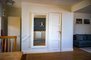 Captivating Harbor View Suite