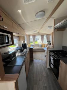 Cosy caravan in North Devon