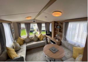 Cosy caravan in North Devon