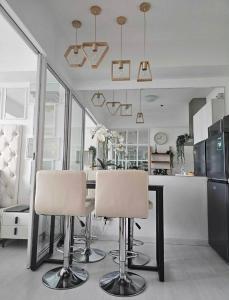 Luxury Staycation Beach Resort Miami Escape