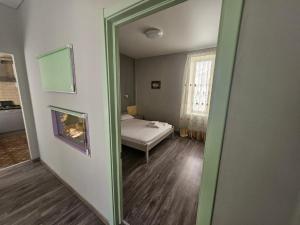 Apartment Bond Deribasovskaya