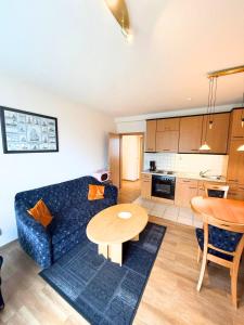 Apartment "Seerobbe" hundefreundlich mit Südbalkon, Sauna und Parkplatz - 200m zum Deich