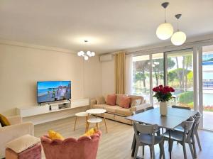 White Moon Apartment 302