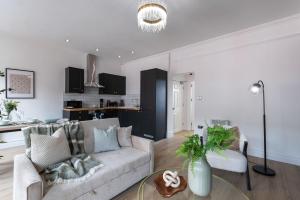 1-Bed Apartment Central Hull Bright & Spacious