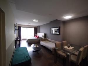 Depto Premium en Recoleta con Piscina - Ayres Plaza