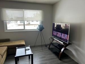 Cozy and Welcoming Home Away in Wainwright Alberta