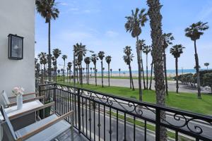 Los Angeles Iconic Ocean Front in Santa Monica
