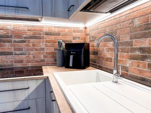 DERUDAS'S HOUSE img15