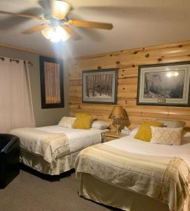 Muskie Bay Resort Cabins and Motel