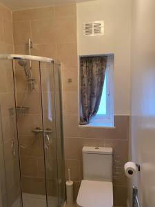 Charming Homestay, Finchley, London - For female solo travellers or females with family, couples or friends