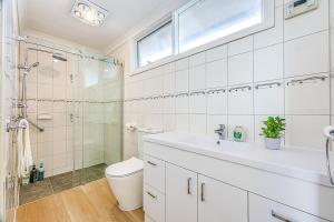 StayAU Pet-Friendly 4BR Retreat in Balwyn North