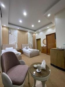Tahrir view hotel -down town