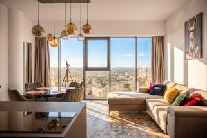 ANS Hanza Tower Apartment - 22nd floor with city view, swimming pool, sauna, jacuzzi, viewing terrace