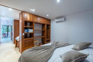 Private Jungle Villa with Full Kitchen & Pool Access