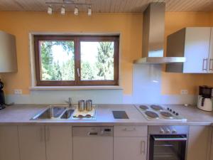 Luxury chalet with sauna in the forest near Durbuy