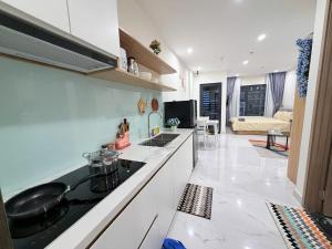 Premium Studio Retreat