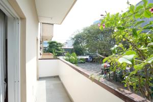 Modern 1-Bedroom Apartment in Colombo - Bambalapitiya