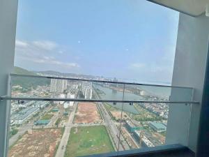 Asahi Luxstay - ICON40 Ha Long 2BR Luxury Apartment