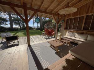 Villa avec piscine, animaux admis - 8 pers. - FR-1-736-76