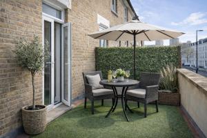 Bright & Cozy Hammersmith Flat with Terrace