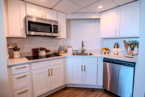 Ember Horizon Downtown Fort Myers River View