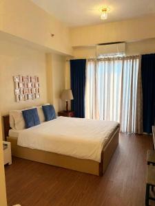 Arlowes at 20f Grand Residences Cebu