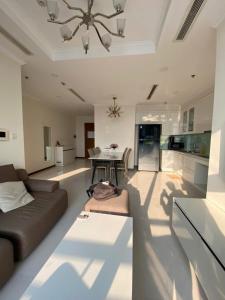 Cozy Landmark Suite - Vinhomes Central Park
