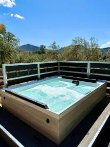 Blue Topaz Estate Private Villa and Spa Cottage