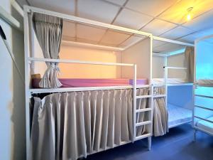 Hostel Cafe13