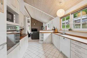 Sunny Fjord Cottage By Ringkøbing Fjord