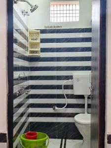 Shashi Niketan Home Stay