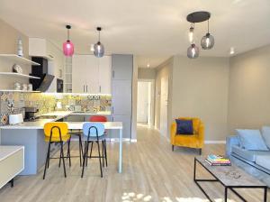 White Moon Apartment 301