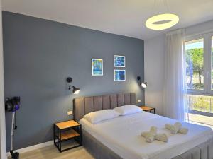 White Moon Apartment 301