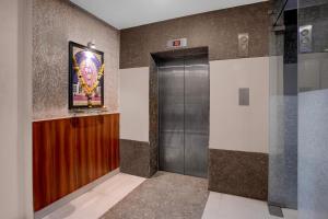 Super Townhouse MIDC Andheri Formerly Royal international