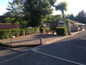 Campings Camping Le Ruisseau : photos des chambres
