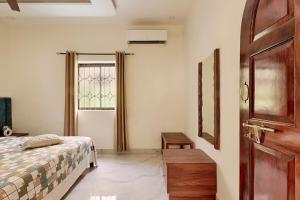 Casa Arpora by Hottley - 5BHK Pvt Pool Villa