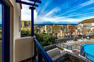 Beautiful House in Club de Mar