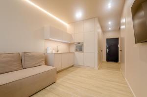 6-38 French Quarter 2, Predslavynska 42a, Kyiv centre, fantastic city view, 15 kW backup power, Petrovdom Apartment