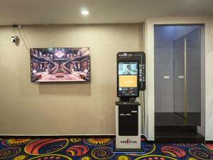 Love Inn Hotel Kuchai Lama