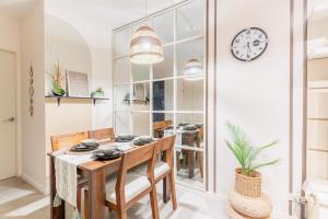 Designer 2 BR Condo in Quezon City for Groups