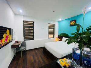 Emily Beach Hotel & Apartment