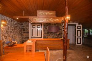 The Lark Resort ,induruwa
