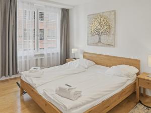 Amazing 1BR flat in the city centre - West 8