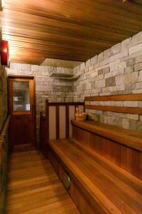 24時間源泉かけ流しを ひとりじめできる 一棟貸しVilla安曇野