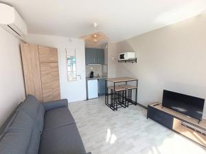 AS27122-Studio cabine et parking privé à 200m mer