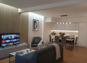 Roma Luxury Apartment