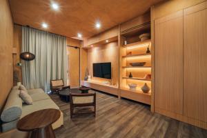 Redbrick Villa By The Feelas
