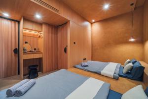 Redbrick Villa By The Feelas